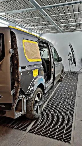 SMART LAK SERWIS BLACHARSKO-LAKIERNICZY